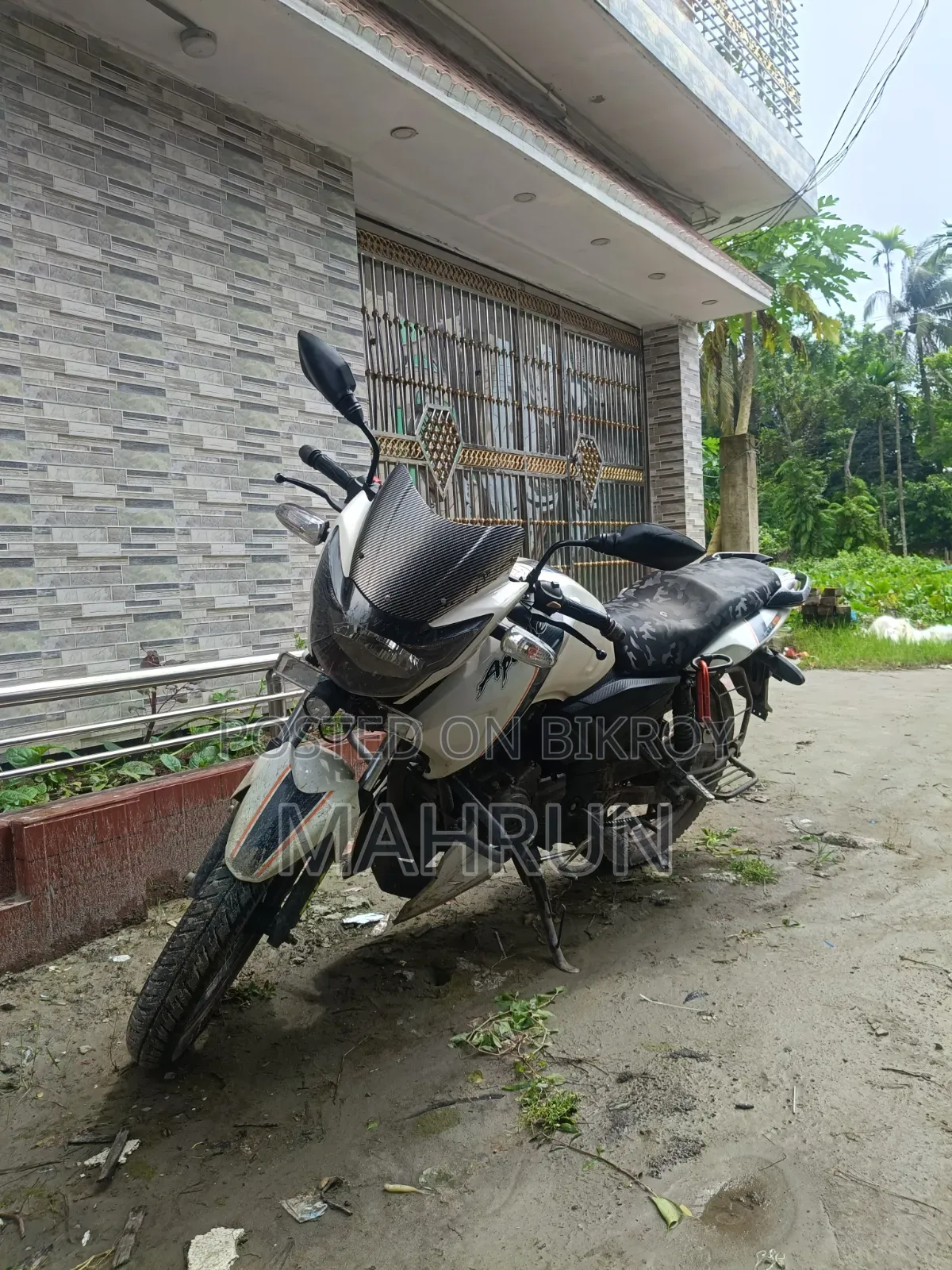 TVS Apache RTR 160 2V 2022 White