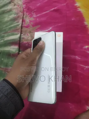 শাওমি ১১টি ২৫৬ জিবি হোয়াইট
