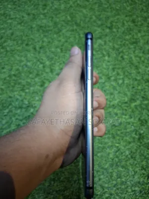 Apple iPhone 8 Plus 64 GB Black