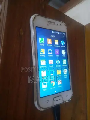 Samsung Galaxy J1 Ace 4 GB White