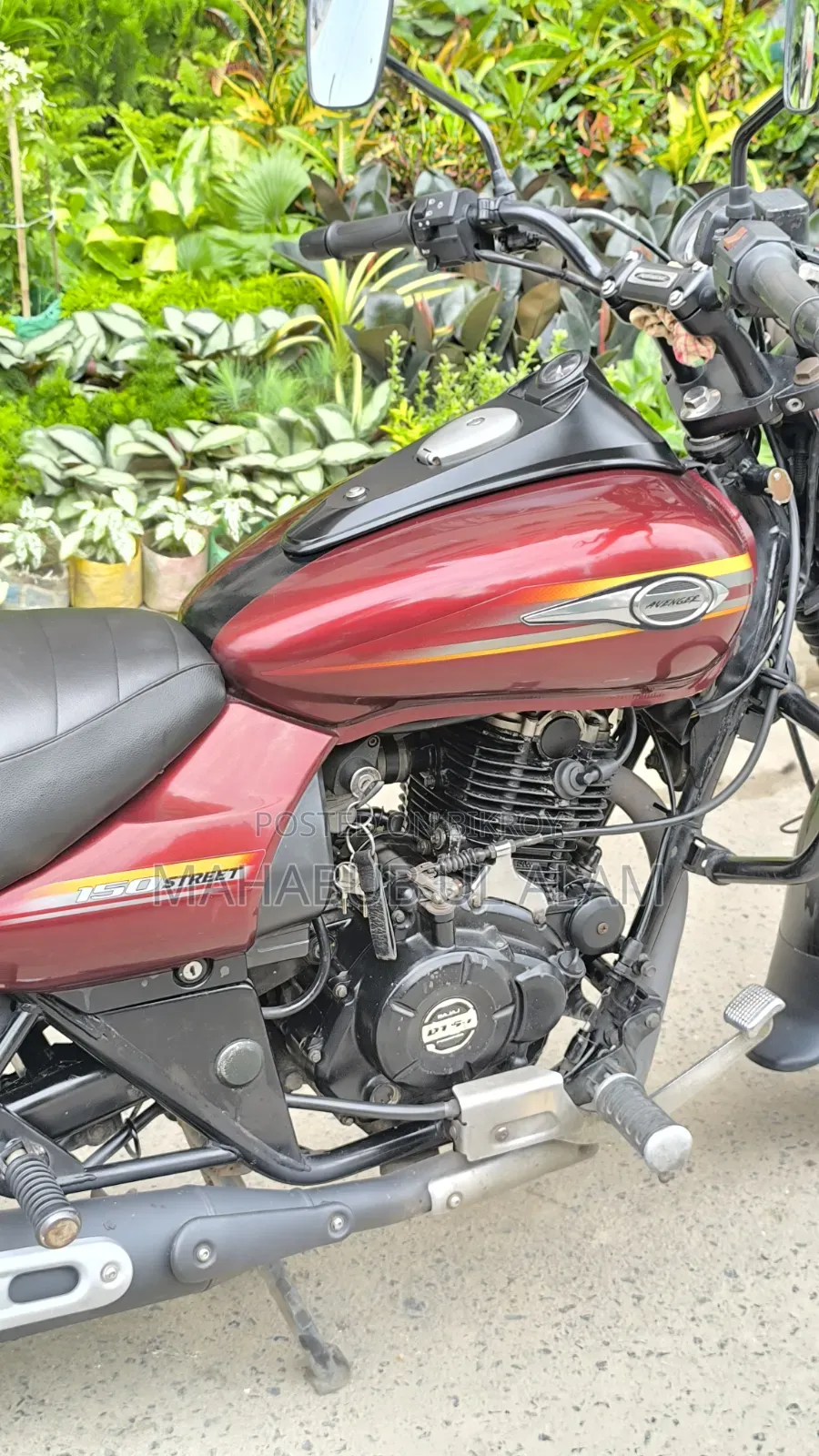 বাজাজ অ্যাভেঞ্জার ১৫০ স্ট্রিট ২০১৮ রেড