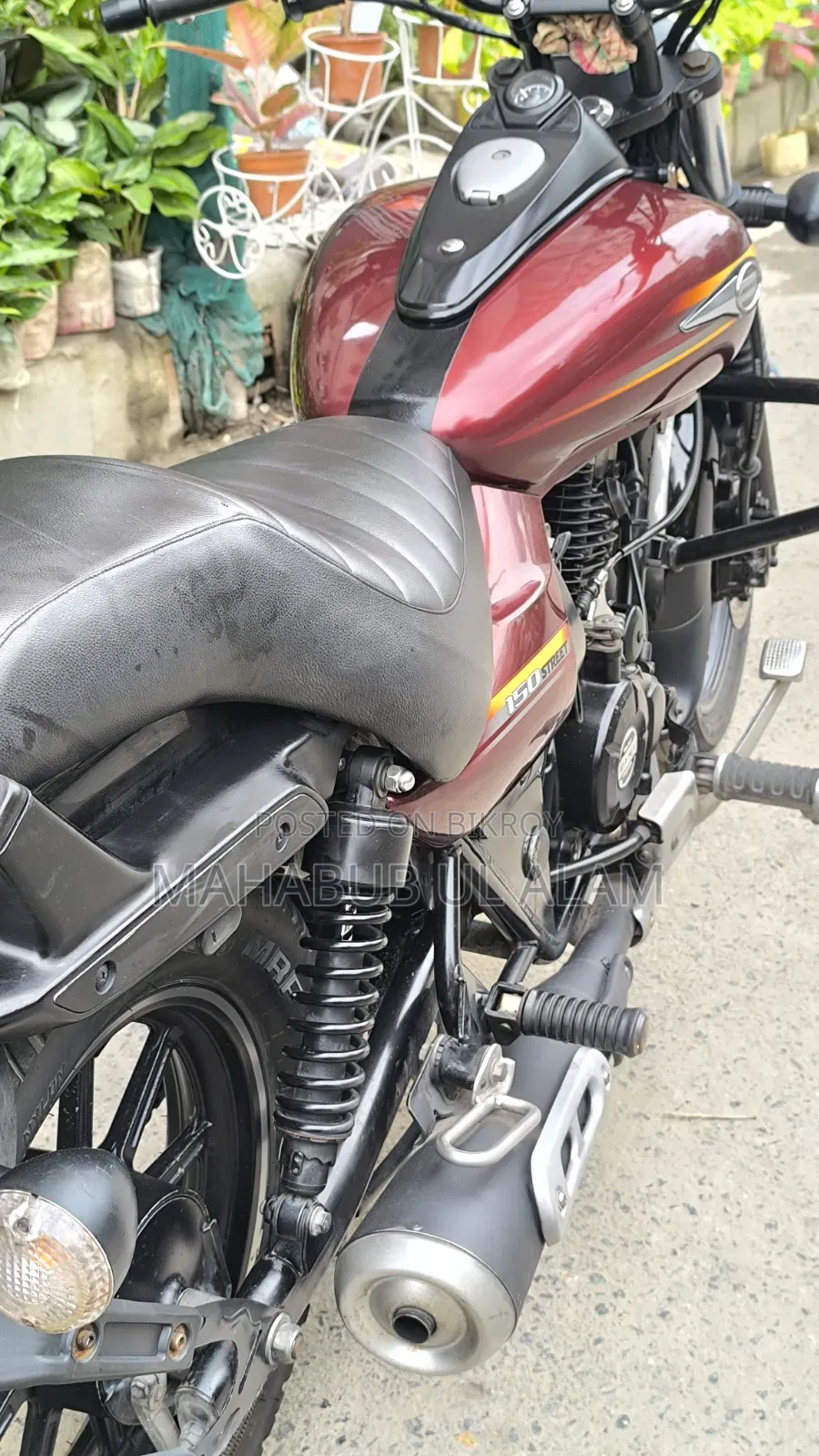 বাজাজ অ্যাভেঞ্জার ১৫০ স্ট্রিট ২০১৮ রেড