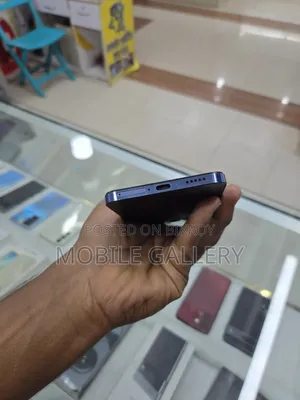 Vivo Y200e 128 GB Black