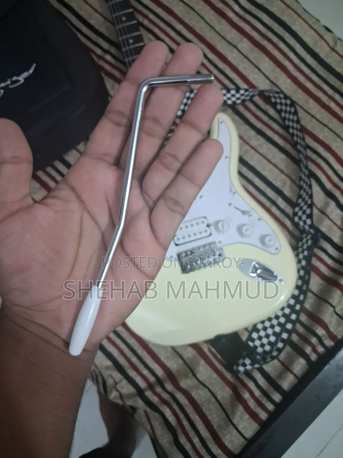 ইলেকট্রিক গিটার