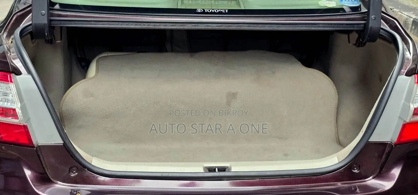 Toyota Premio 1.5 Front Wheel Drive 2010 Maroon