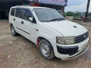 টয়োটা প্রোবক্স ২০০৩ সাদা
