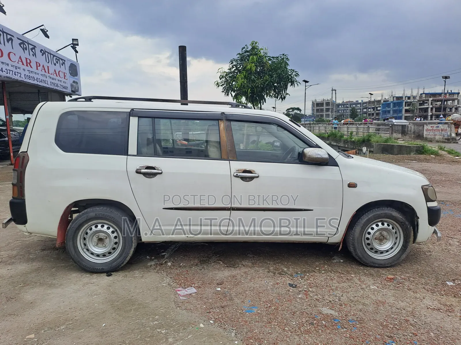 টয়োটা প্রোবক্স ২০০৩ সাদা