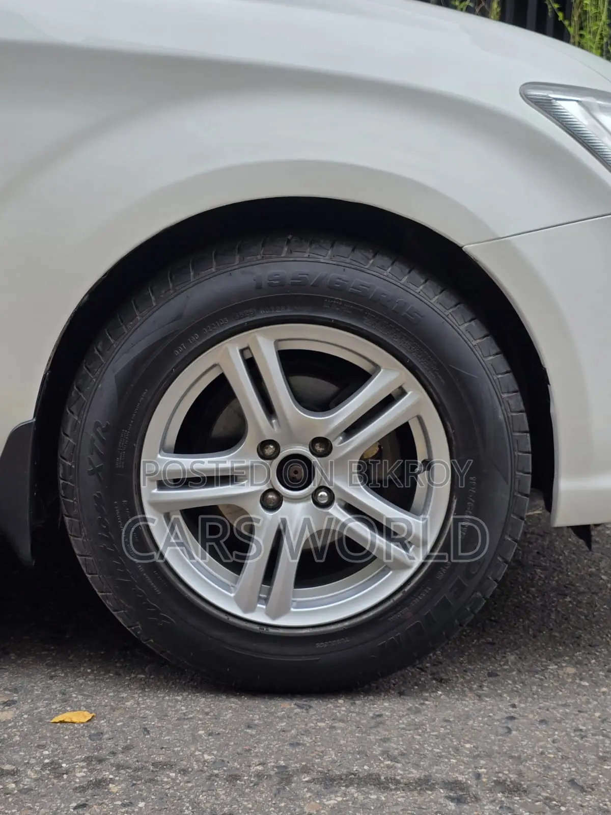Toyota Axio 1.3 X 2WD 2013 White