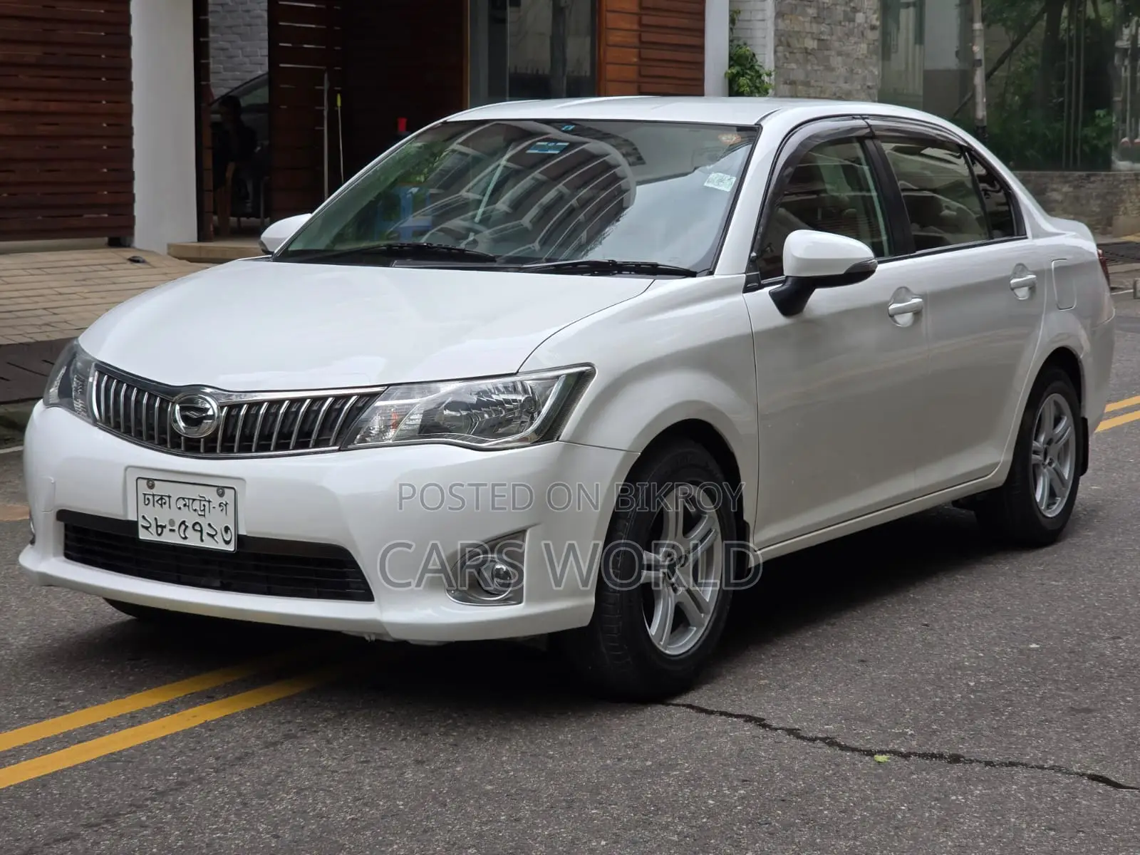 Toyota Axio 1.3 X 2WD 2013 White