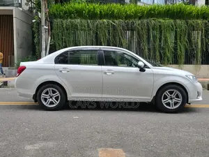 Toyota Axio 1.3 X 2WD 2013 White