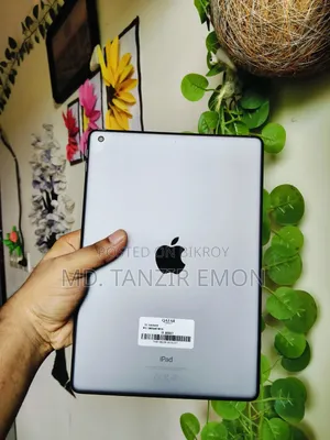 Apple iPad 10.2 (2019) 128 GB Gray