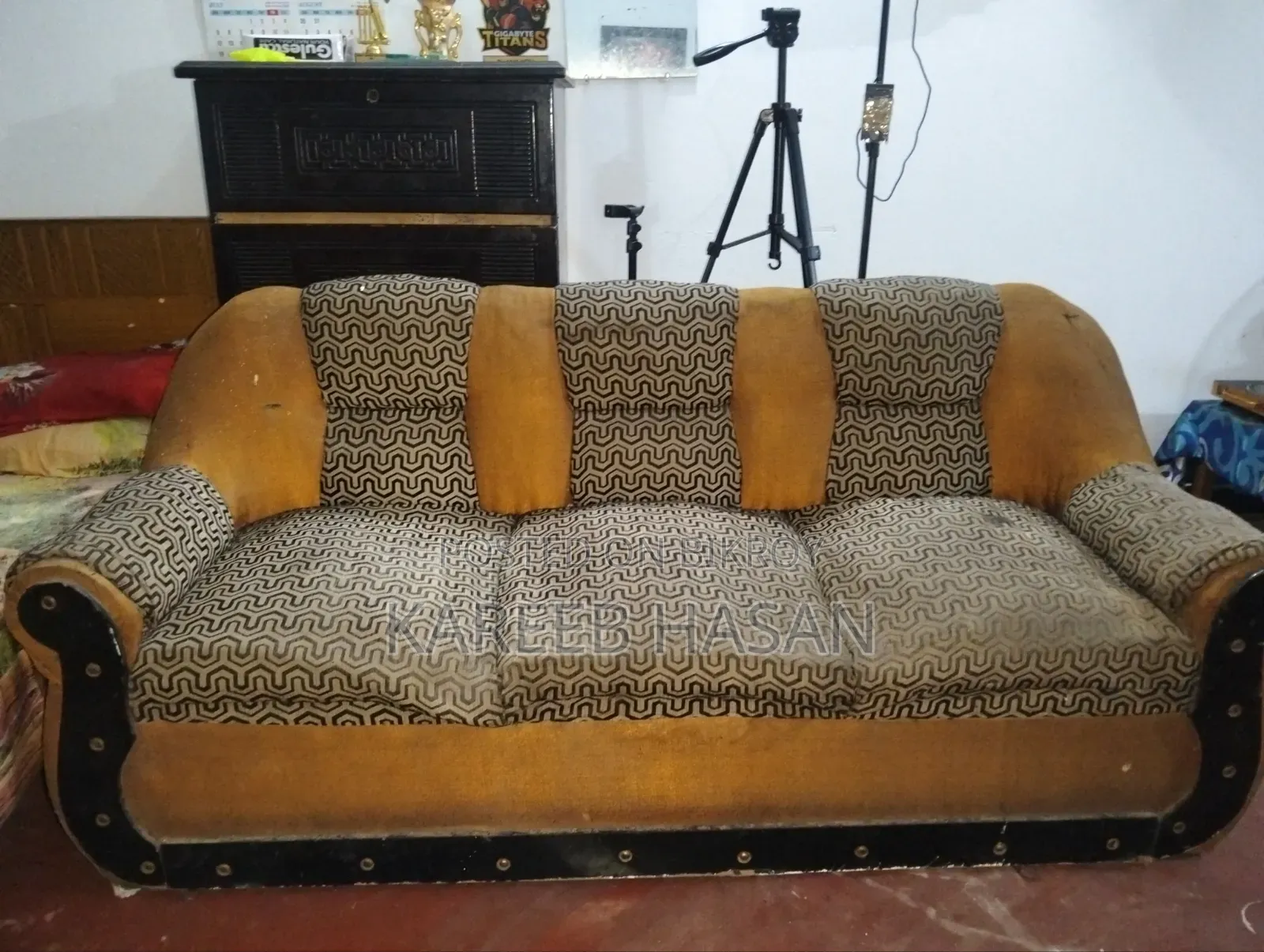 Sitting Sofa