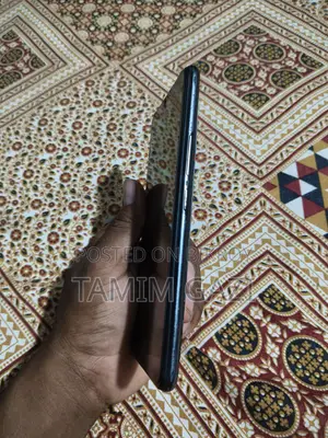 Vivo V21e 128 GB Black