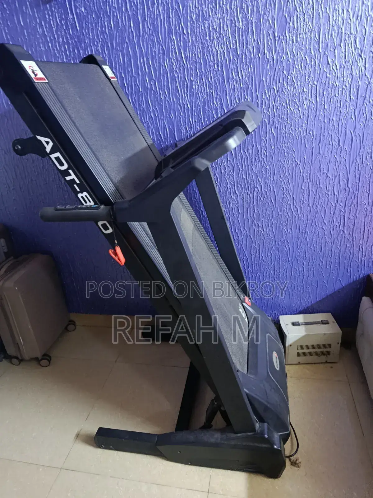 Advantak 850 Treadmill