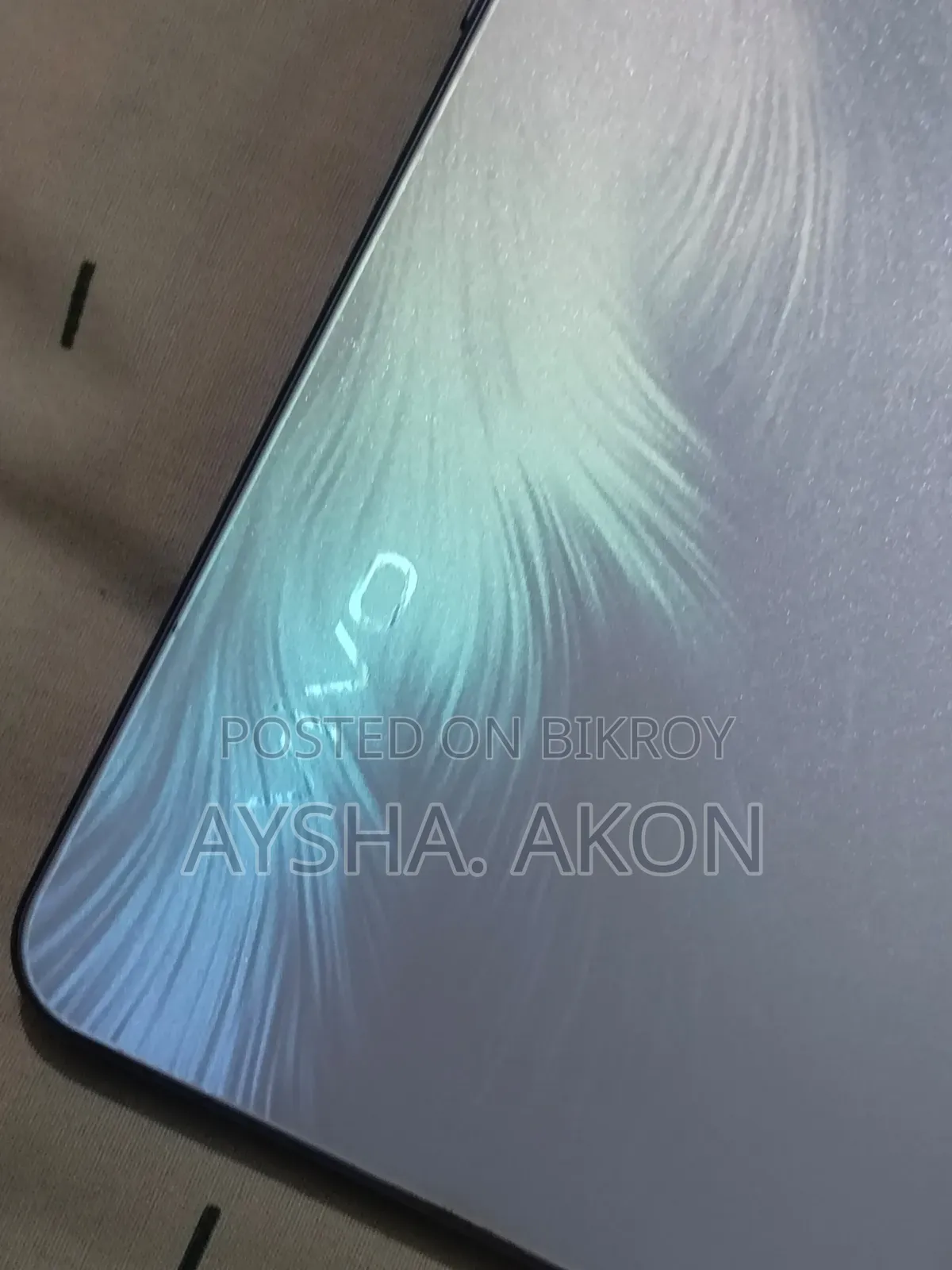 New Vivo V27e 256 GB Purple