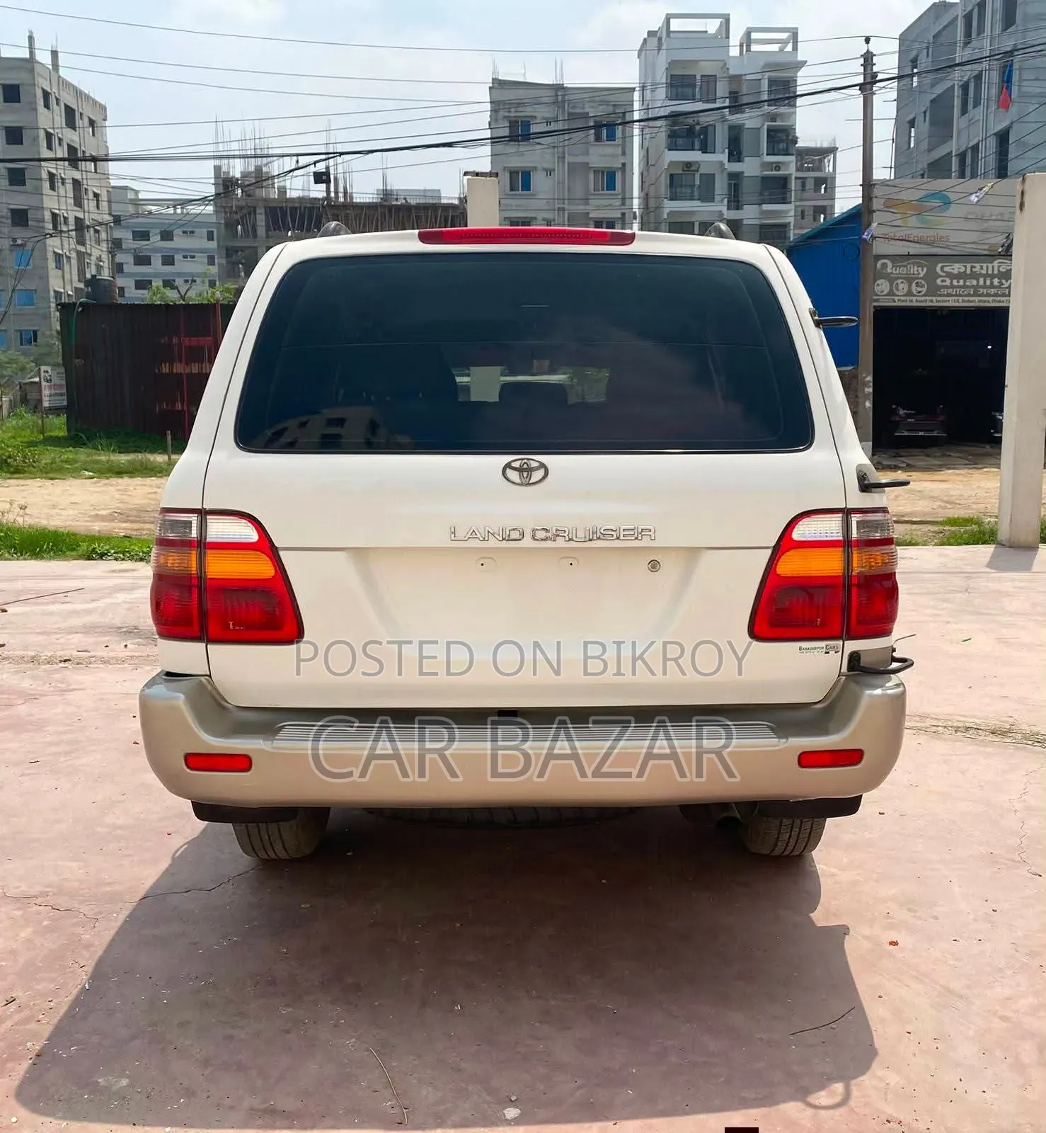 নতুন টয়োটা ল্যান্ড ক্রুজার ৭৯ সিরিজ ২০০২ অফ হোয়াইট