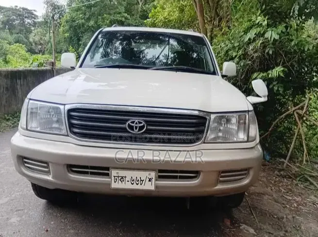 নতুন টয়োটা ল্যান্ড ক্রুজার ৭৯ সিরিজ ২০০২ অফ হোয়াইট