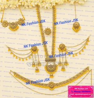 Necklace Set/Jewelry