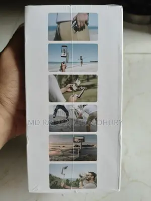 Insta360 Flow AI-Powered Smartphone Stabilizer