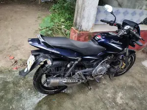 Bajaj Pulsar 150 2017 Blue