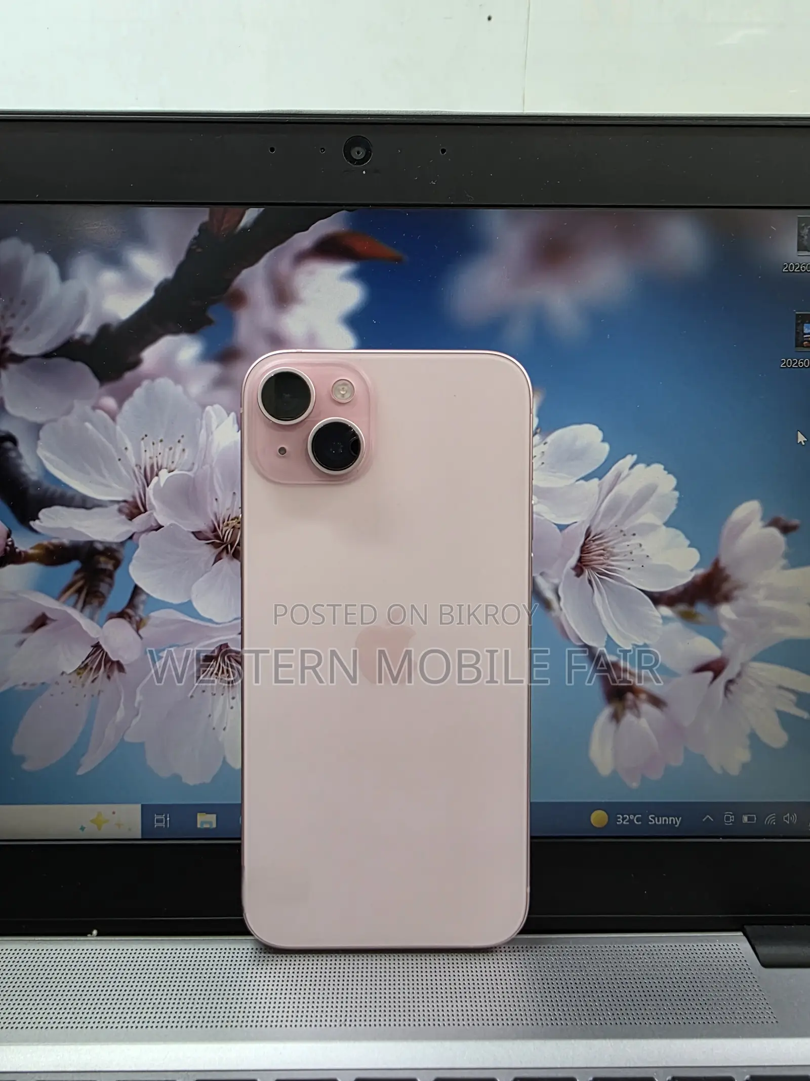 Apple iPhone 15 128 GB Pink