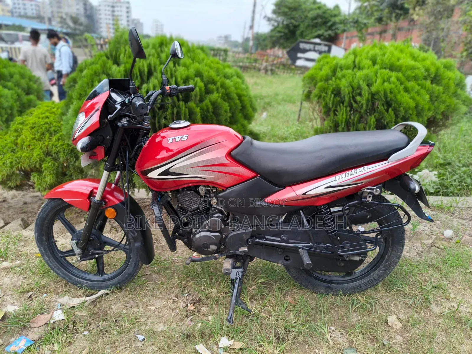 TVS Metro 2022 Red