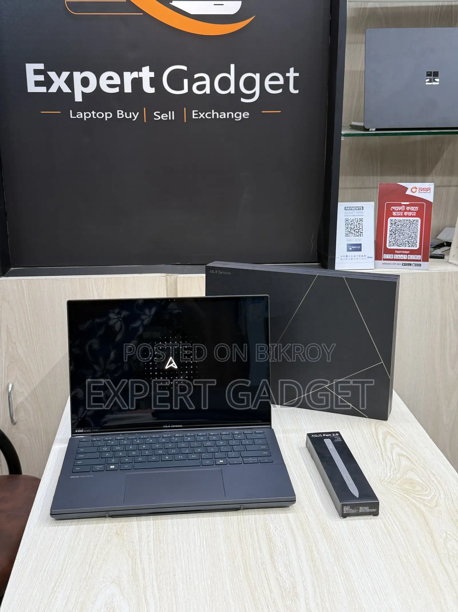 Laptop ASUS Zenbook Duo 32GB Intel Core Ultra 9 SSD 1T