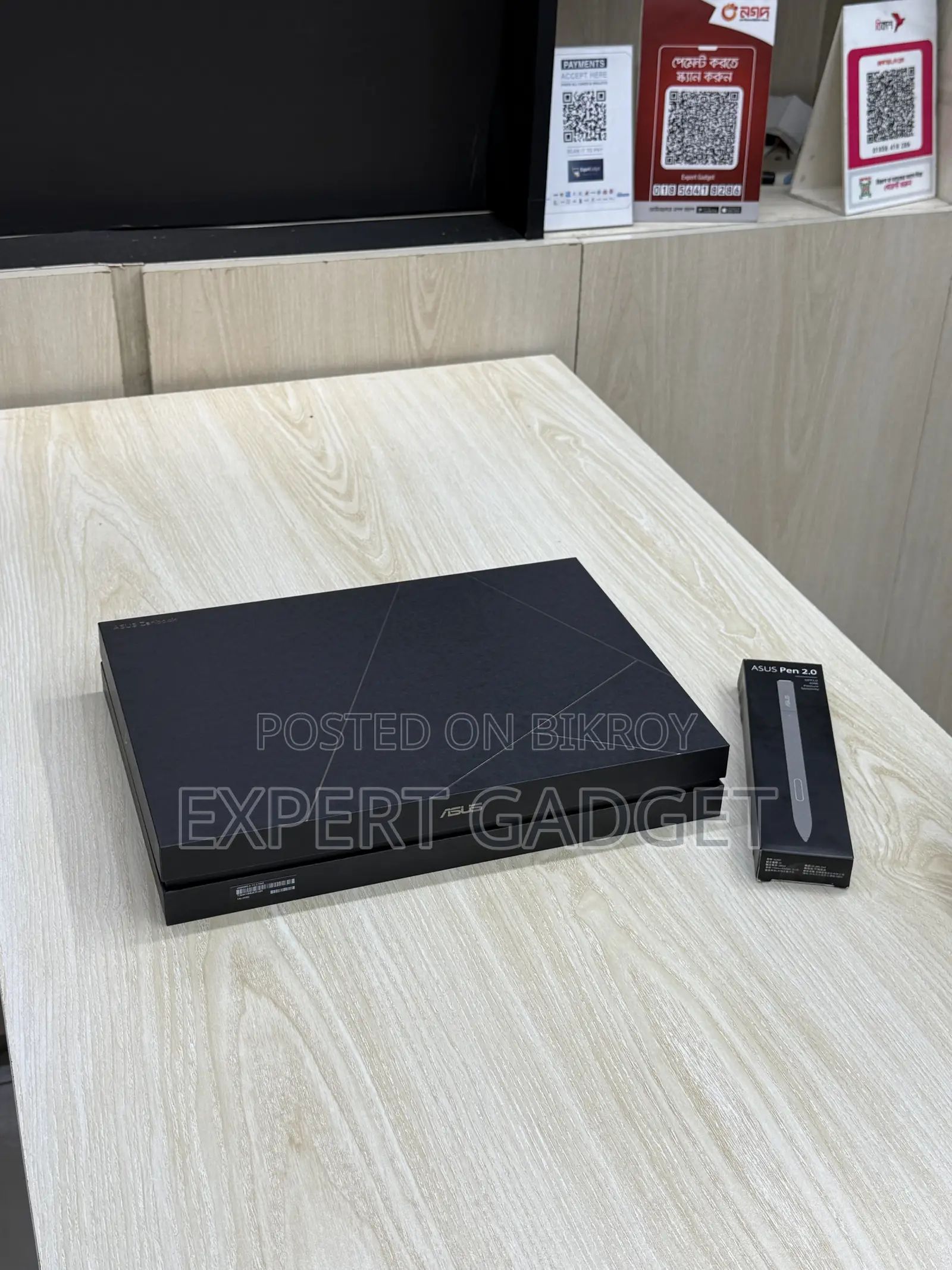 Laptop ASUS Zenbook Duo 32GB Intel Core Ultra 9 SSD 1T