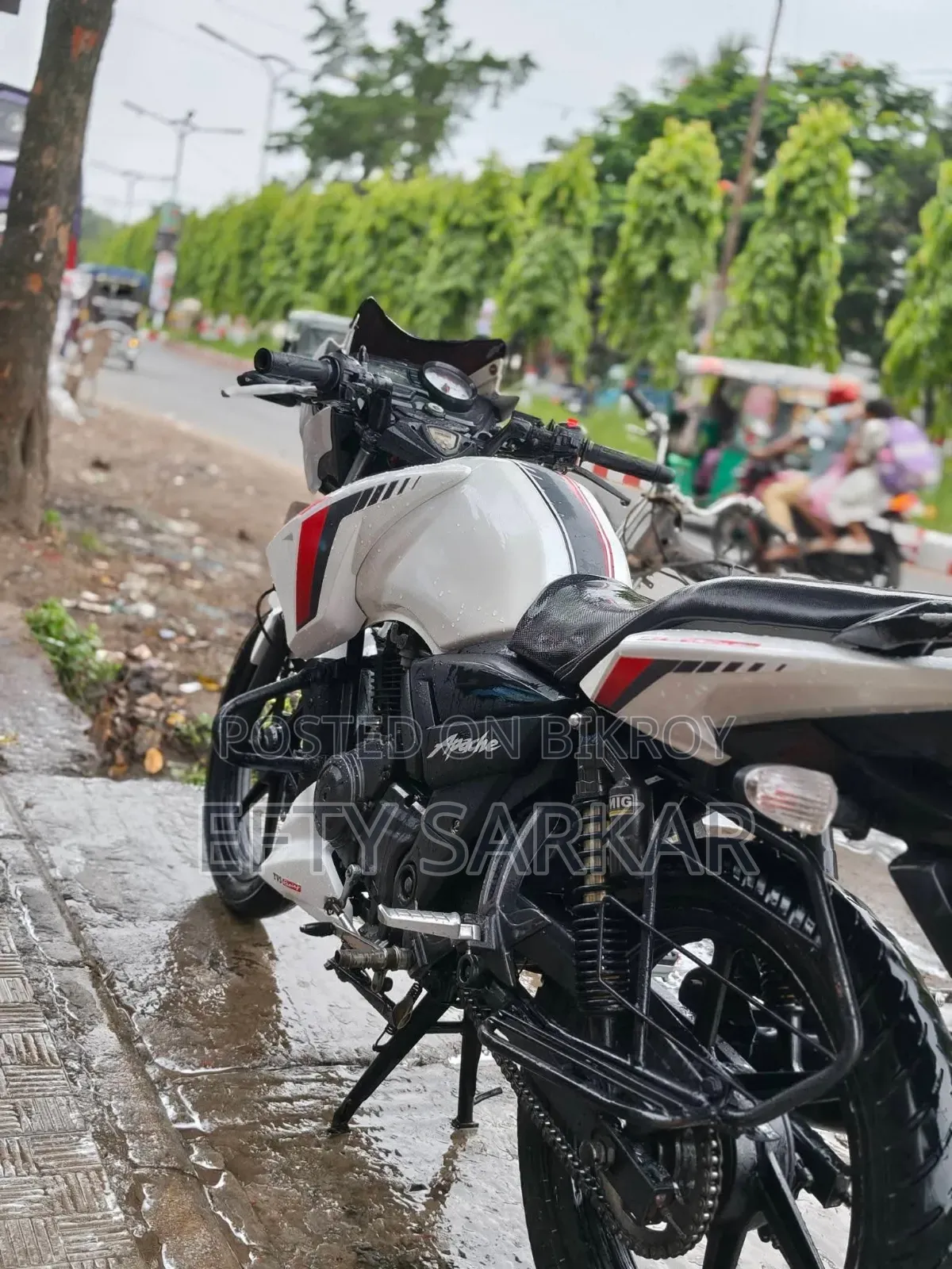 TVS Apache RTR 160 2V 2016 White