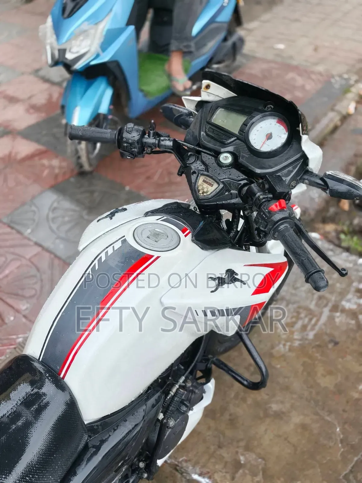 TVS Apache RTR 160 2V 2016 White