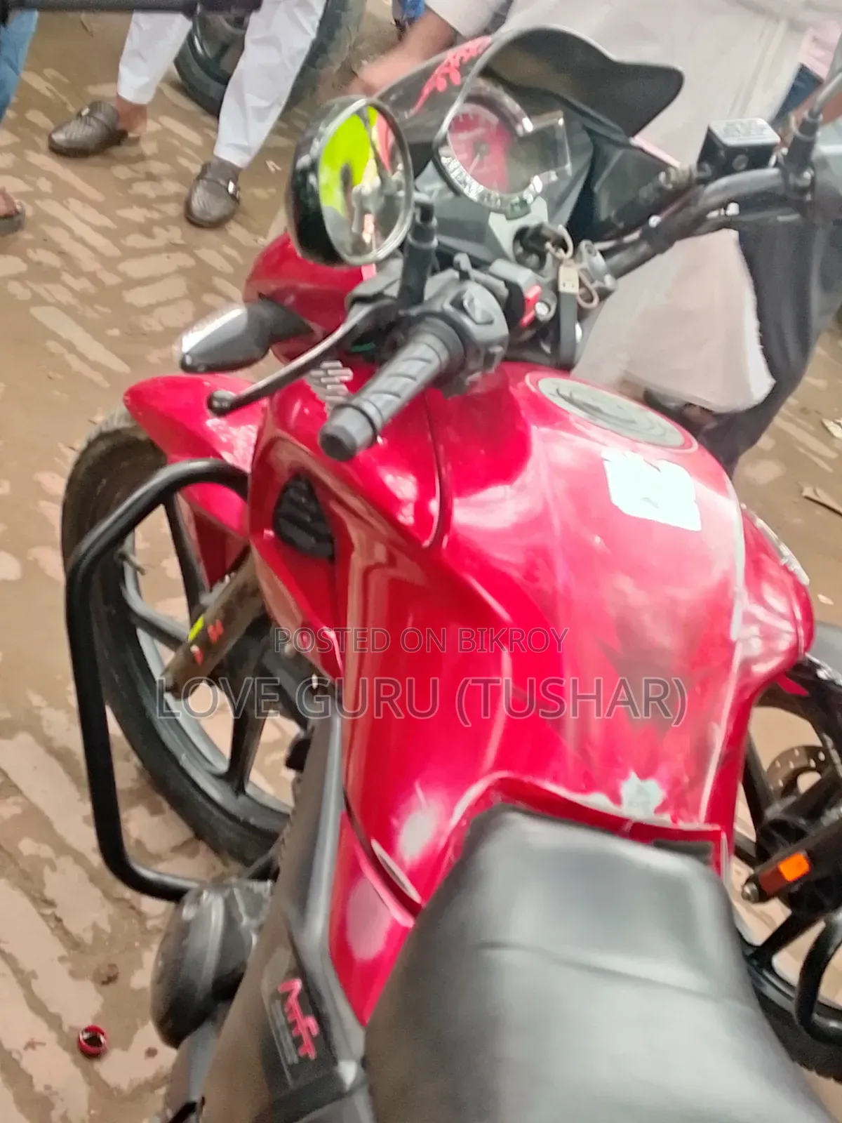 Hero Hunk 150 2016 Red