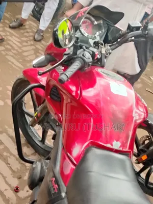 Hero Hunk 150 2016 Red