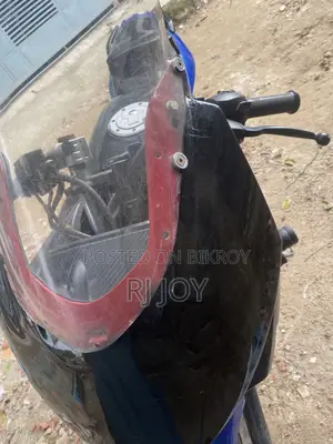 Pulsar 220 Plastic Kit