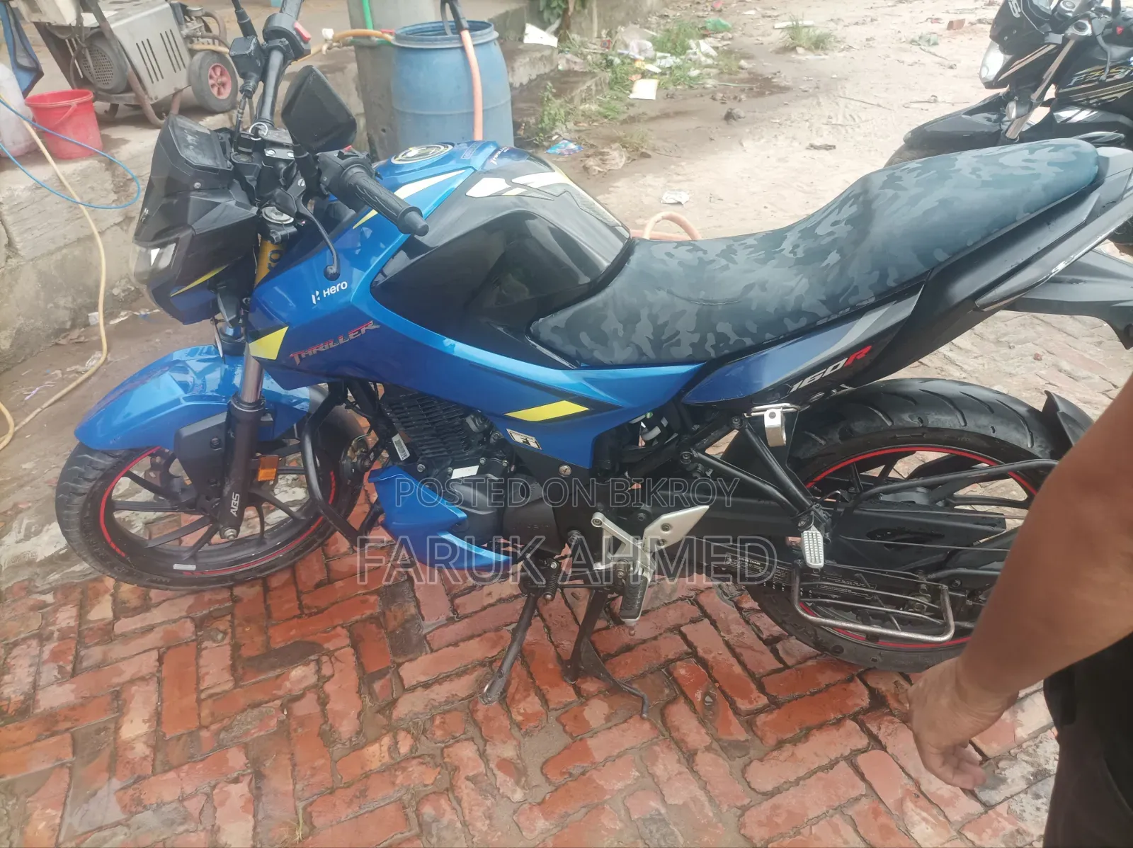 Hero Thriller 160R 2023 Blue