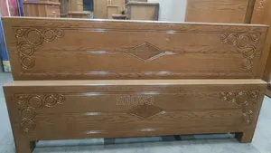 Canadian Wood/Veneer Bed