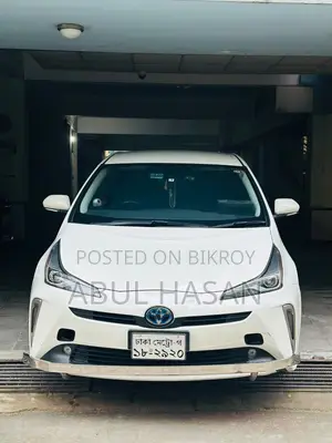 Toyota Prius 2019 White