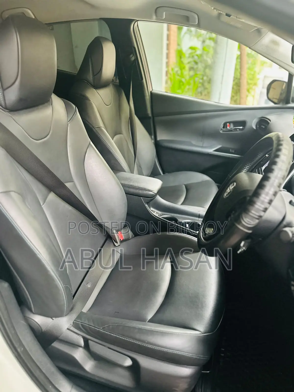Toyota Prius 2019 White