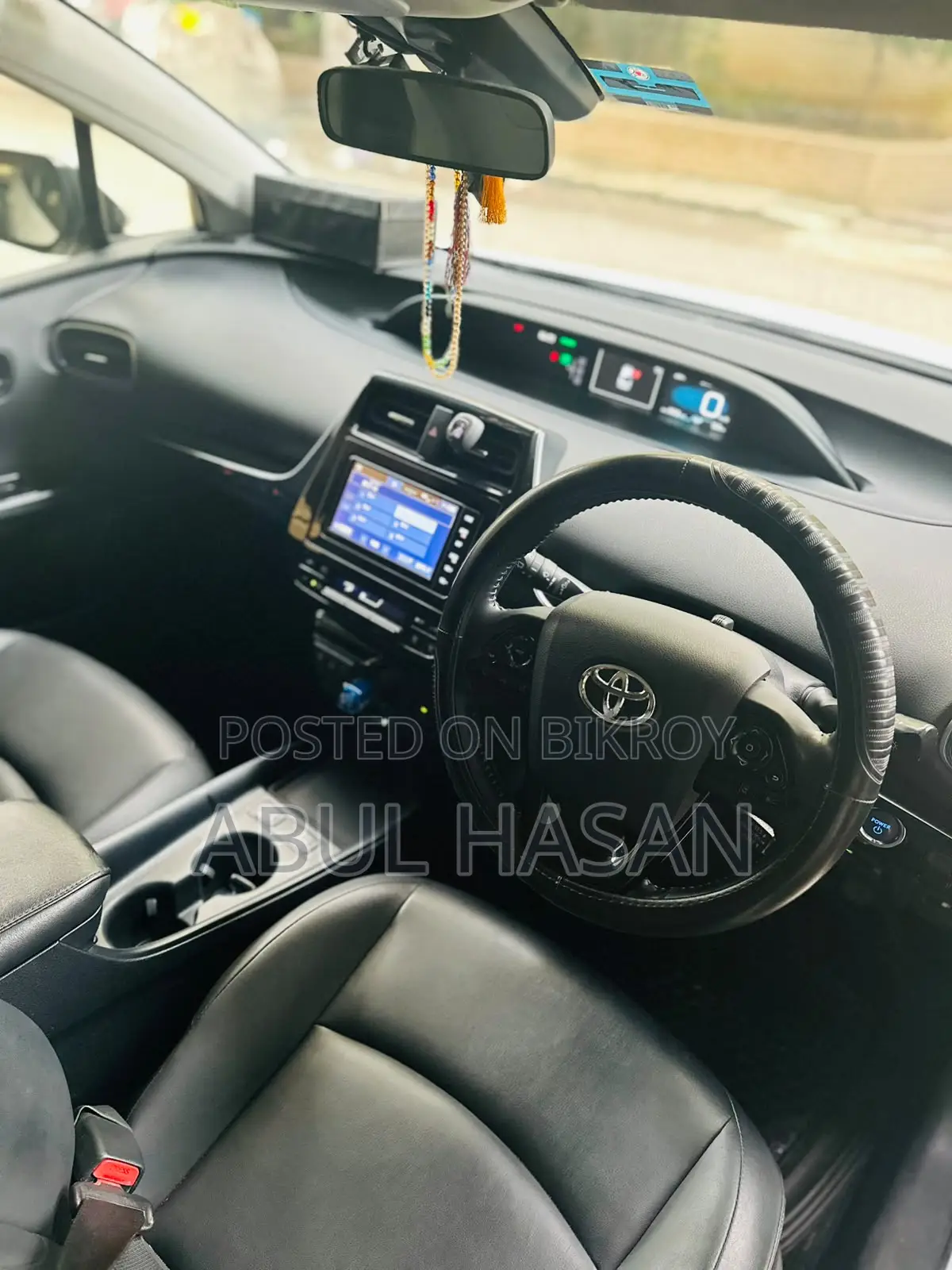 Toyota Prius 2019 White