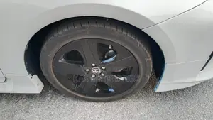 Toyota Prius 2022 Pearl