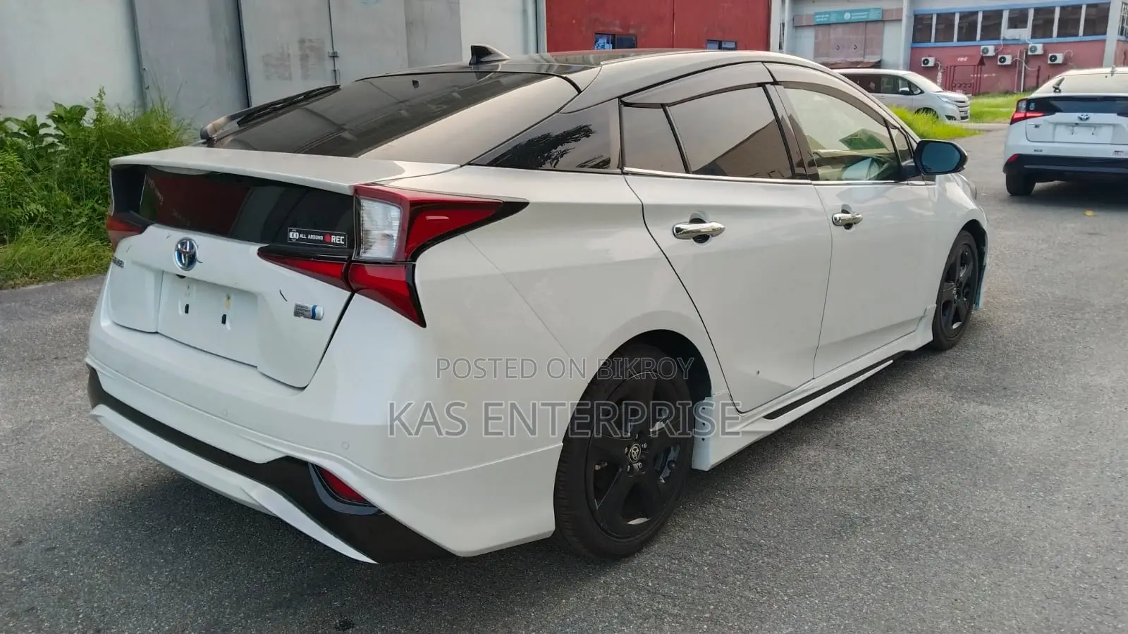 Toyota Prius 2022 Pearl