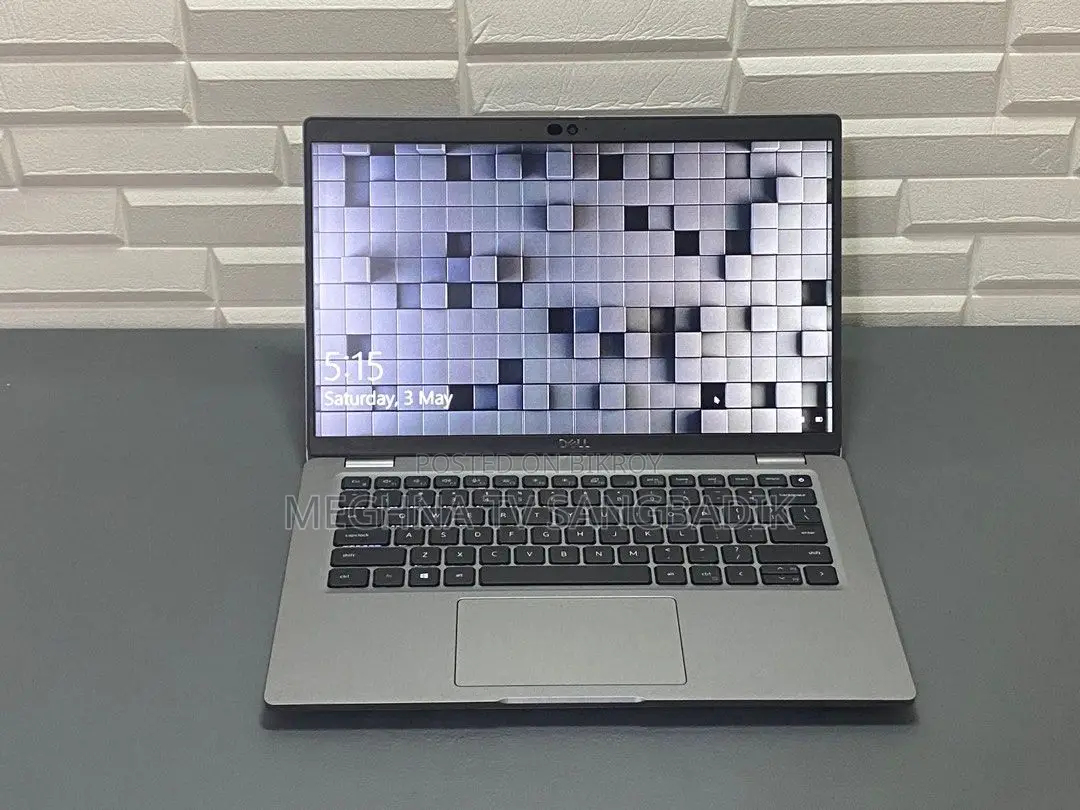Laptop Dell 3GB Intel SSD 256GB