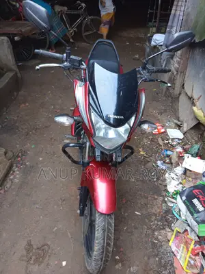 Honda CB 2020 Red