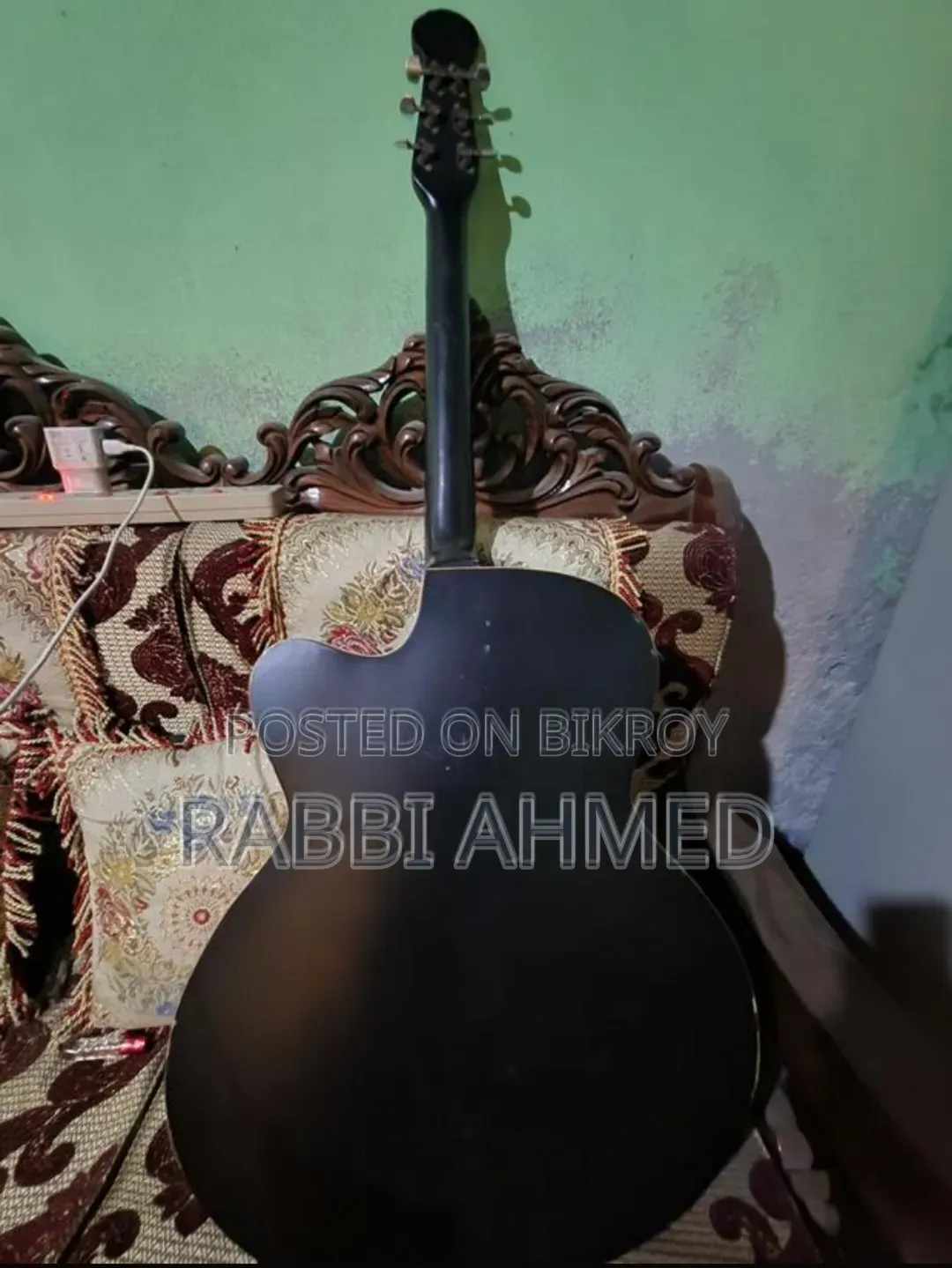 ইন্ডিয়ান সিগনেচার গিটার
