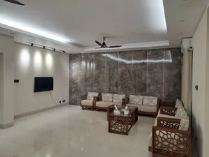 গুলশানে ভাড়ার জন্য ফার্নিশড ৩ বেডরুমের অ্যাপার্টমেন্ট