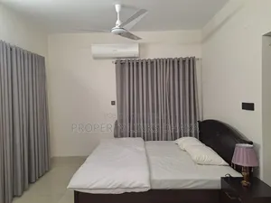 গুলশানে ভাড়ার জন্য ফার্নিশড ৩ বেডরুমের অ্যাপার্টমেন্ট