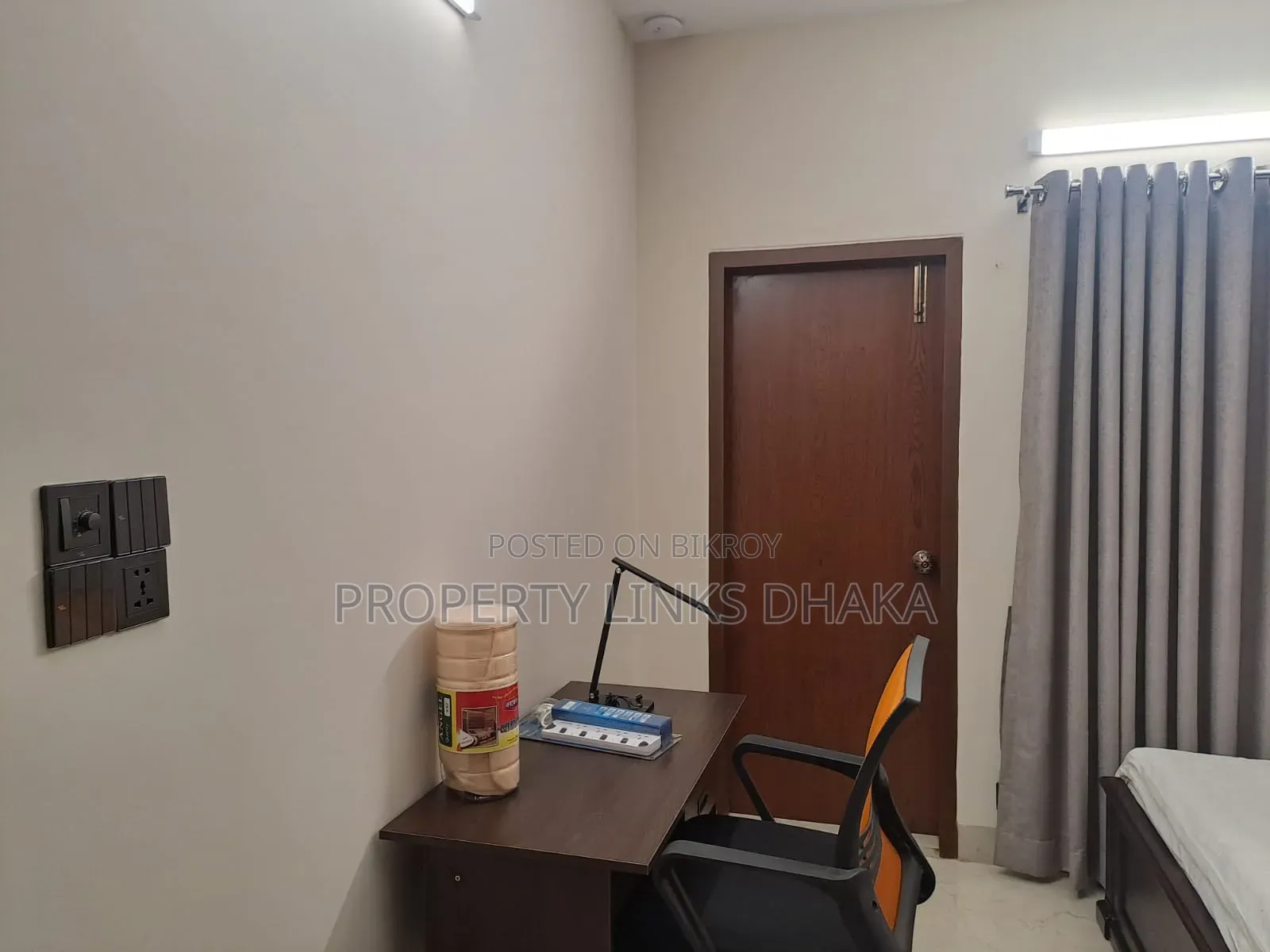 গুলশানে ভাড়ার জন্য ফার্নিশড ৩ বেডরুমের অ্যাপার্টমেন্ট