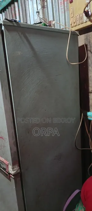 রেফ্রিজেরাটর