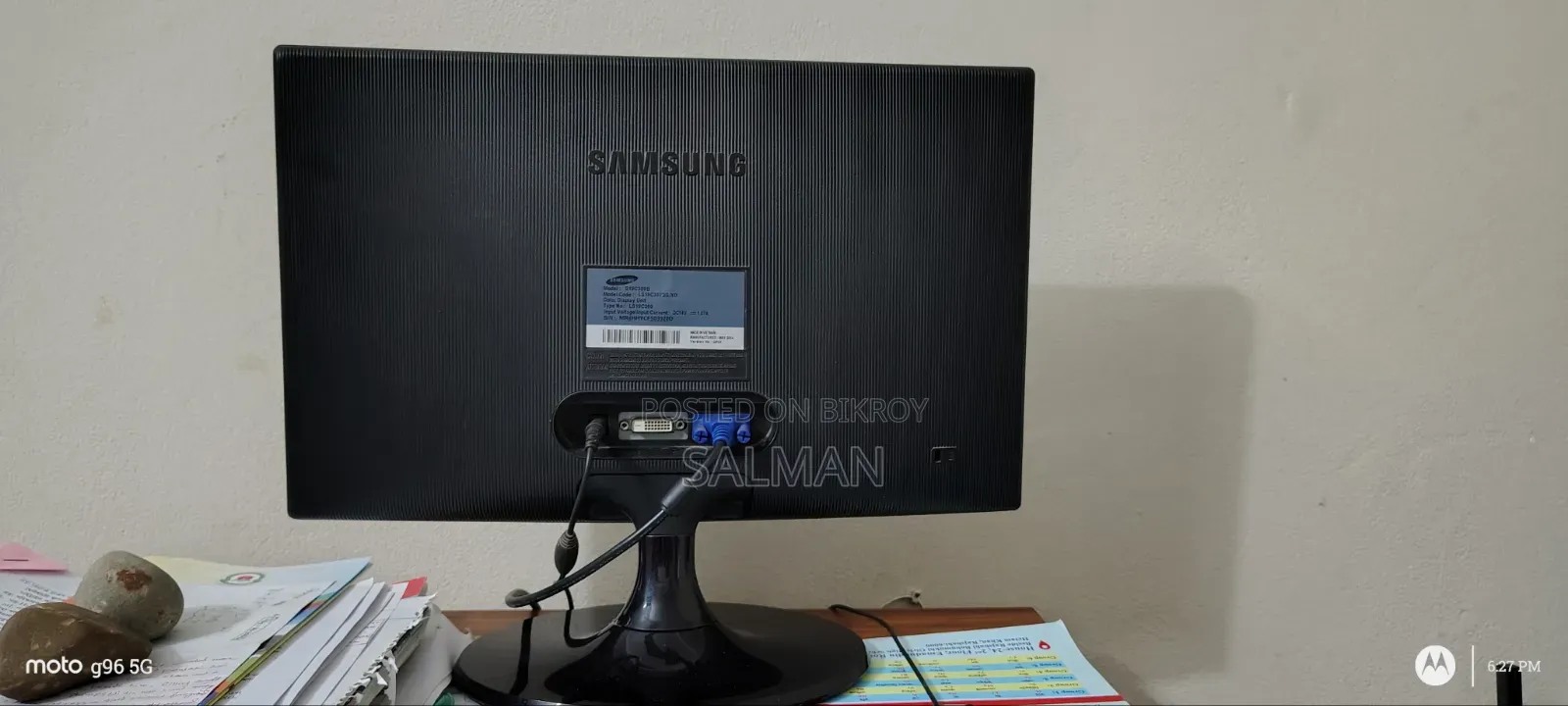 19" Samsung LED Monitor