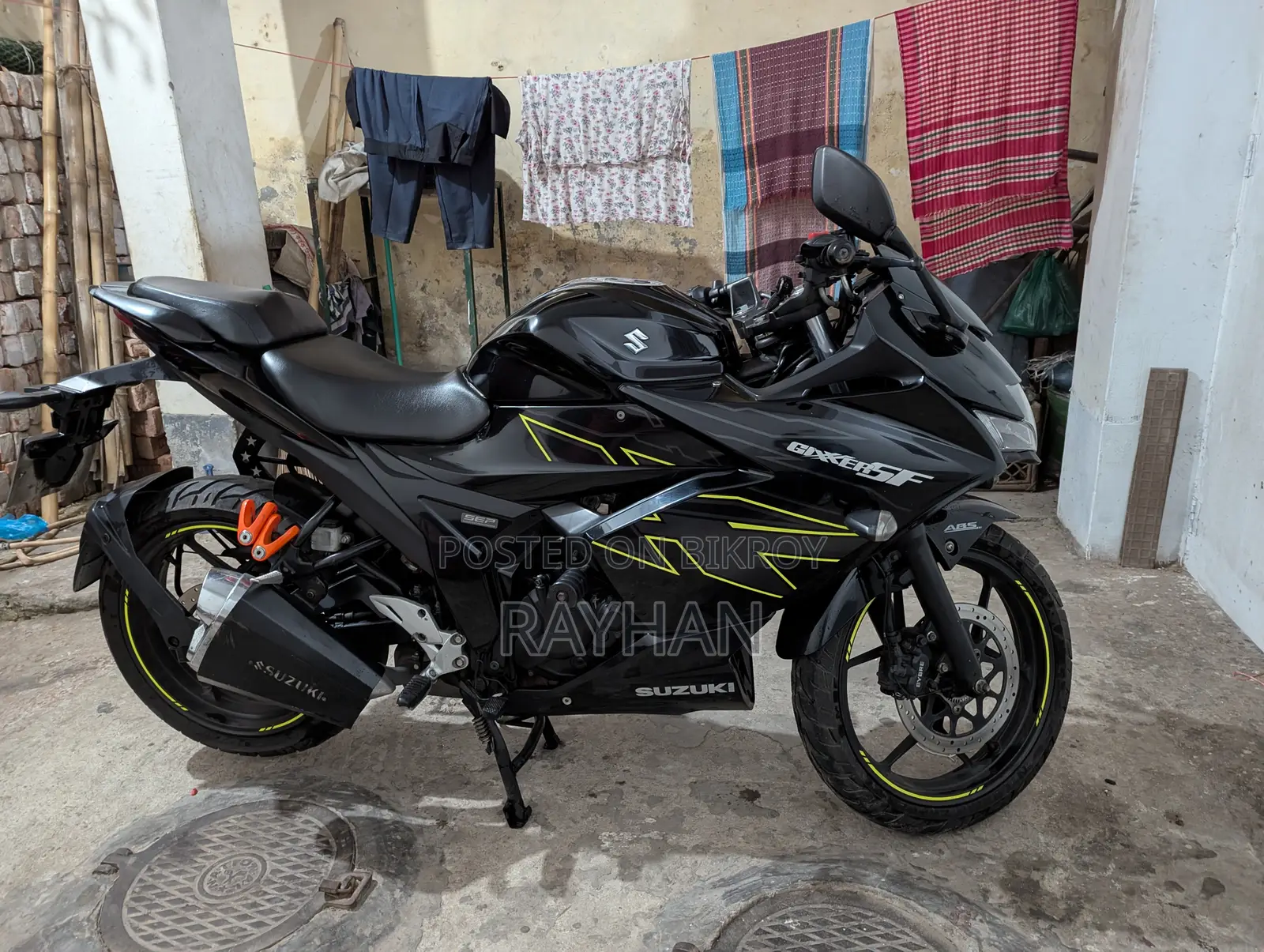 Suzuki Gixxer SF FI 2025 Black