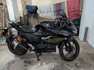 Suzuki Gixxer SF FI 2025 Black
